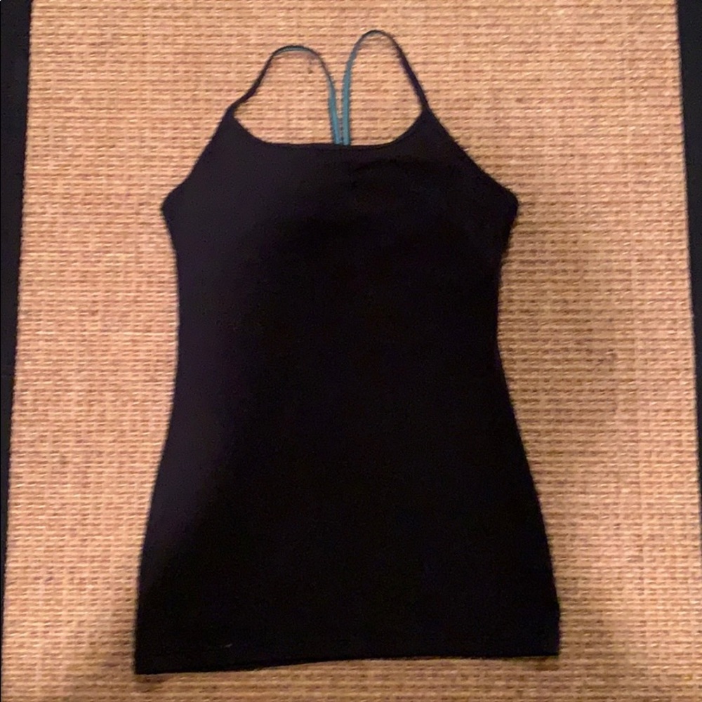 Ivivva top